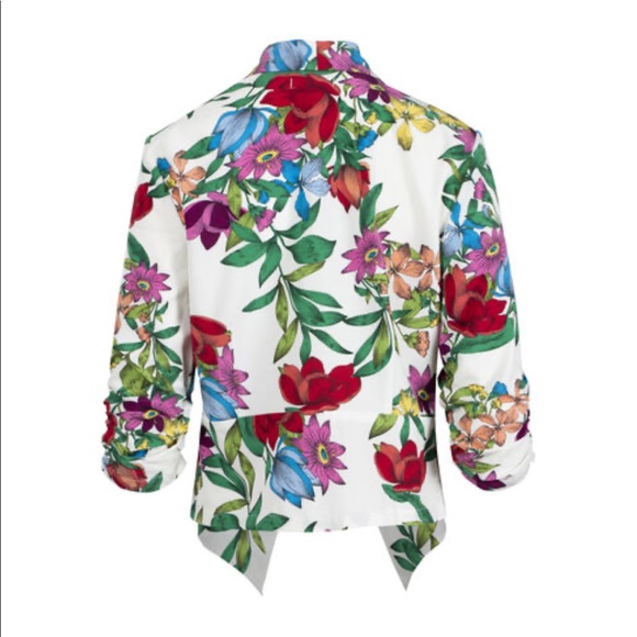 Floral cropped blazer - Picture 2 of 5